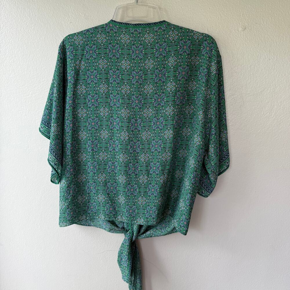 Max Studio Size 1X Tie front green floral blouse - Picture 8 of 10